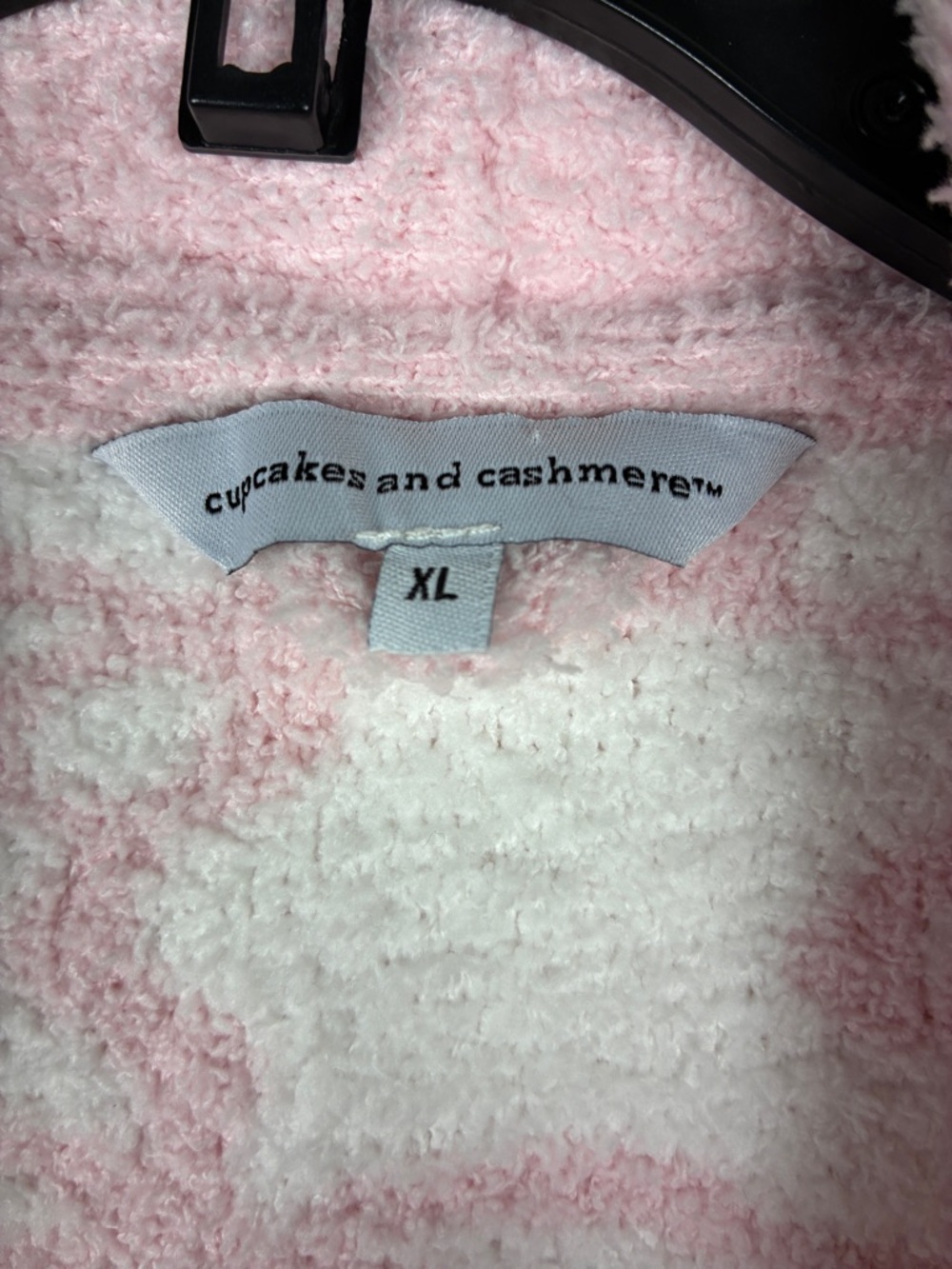 Cupcakes & Cashmere Plush Pink Marled Robe New no Tag Soft Belted - Picture 7 of 10